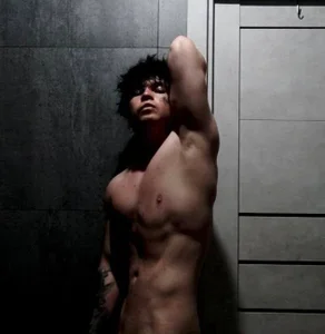 _Yosh1_ My body Poză 2