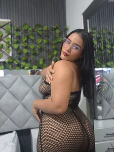 Do you want me to be your bitch? de Sara_Chanel_ Foto 2