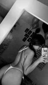 Public de prettyhot_valery  9 Imagens