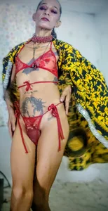 Lobaveterana_sex Ladywolf in red Immagine  8