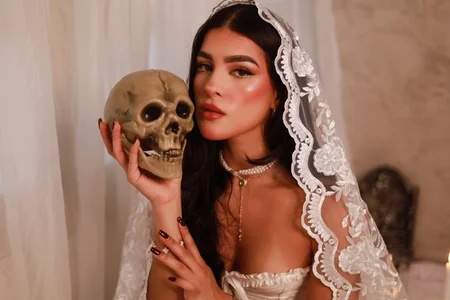 Antonellaparis_ Halloween 2025 👑🎃 صورة واحدة|Antonellaparis_ Halloween 2025 👑🎃 صورتان|Antonellaparis_ Halloween 2025 👑🎃  3 صور|Antonellaparis_ Halloween 2025 👑🎃  3 صورة