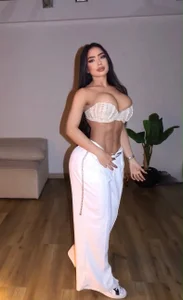 Public de Salome_Bennet  2 Imagens