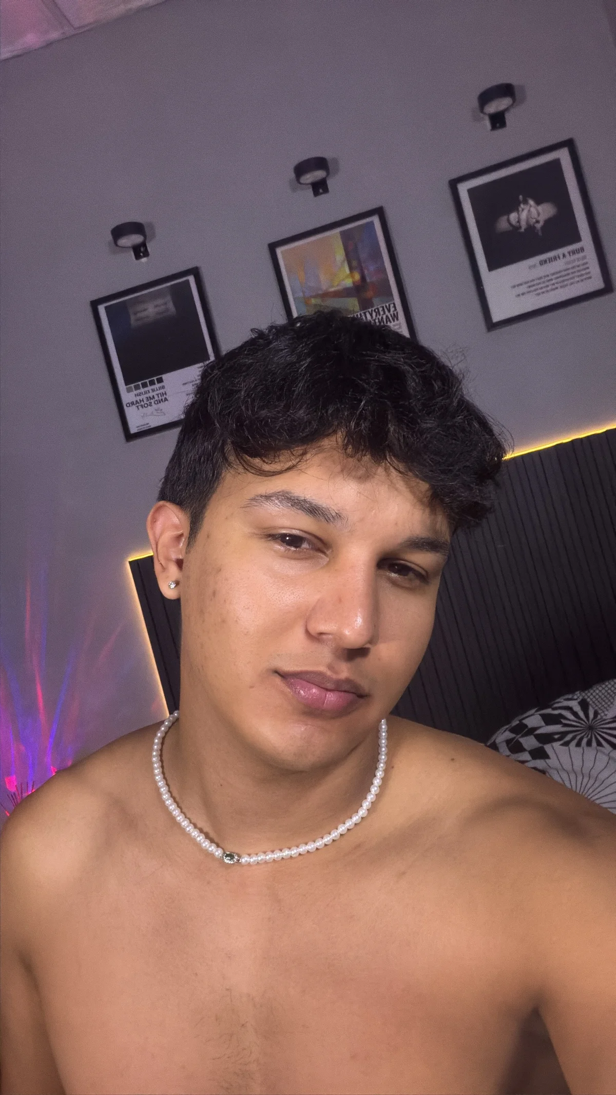 Leo_Savage_ Poză populară 72