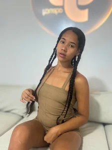 alina_hart Public Poză 6