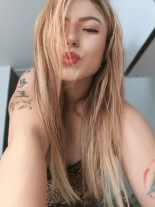 NatyLeonee Sweet and strong goddess😍 Pic 6