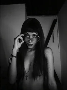 KittyLove_s black and white Immagine  5