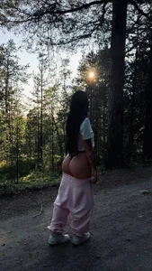 Public od lil__any  4 snímek