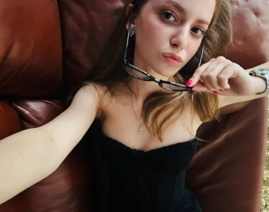 SaritaCaughman Public зображення 2
