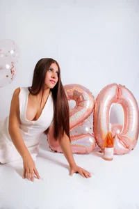 mileyerikson My birthday ♥ صورة واحدة|mileyerikson My birthday ♥ صورتان|mileyerikson My birthday ♥  4 صور|mileyerikson My birthday ♥  4 صورة