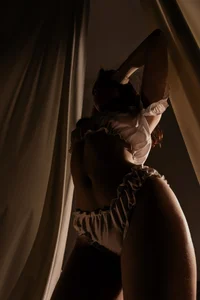 Nora__Ray Public Pic 4