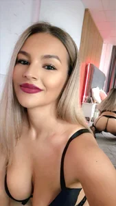 AvaCherry 😈💋💋 Pic 2