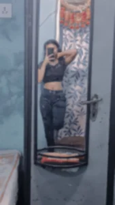 Chhavi_19 Public Pic