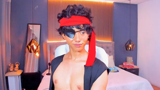 Noa_03: A naughty pirate ( 2 фото)