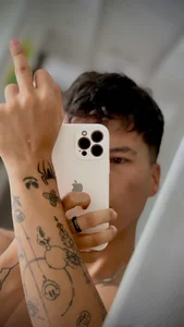 Logan_smith1 Which area do you prefer? Pic 4