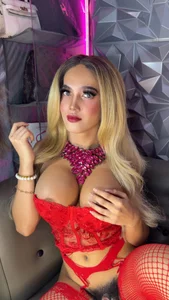 UR DREAM GIRL AYESHA de 10inDominant_Ayesha  3 Imagens