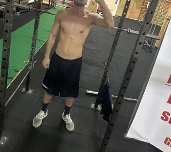 Stripchat2008 😋 Bilde 4