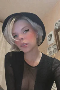 I am Different od milky__way__  7 snímek