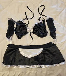 Hornyboyspanish2 kullanıcısının Sexy Outfits, French Maid / Schoolgirl albümü -  fotoğraf