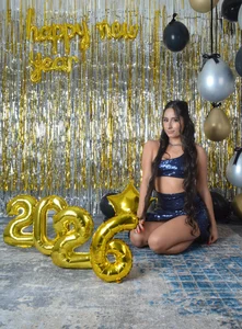 Julia_Martinez_ 2026 Tastes Better Pic 2