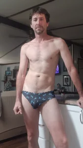 Clint12344 Just hagung out Immagine  4