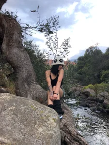 Kind_Scarlett trip Pic