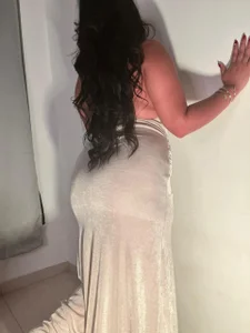 IVONE_ASHAR Public Pic