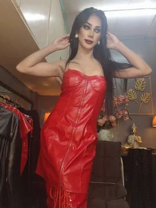 RhondaFlirtyDOM QUEEN GODDESS MISTRESS 😈🤤💦 Billede 2