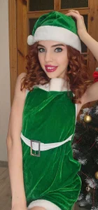 terry_gardner24 Christmas is coming soon!🧨🎄 Immagine  7