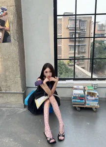 super-901 菜菜 Gambar