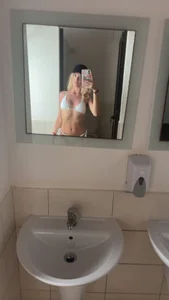 Lolaleex Public Foto