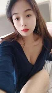 xinxinchuxin661 Public Pic