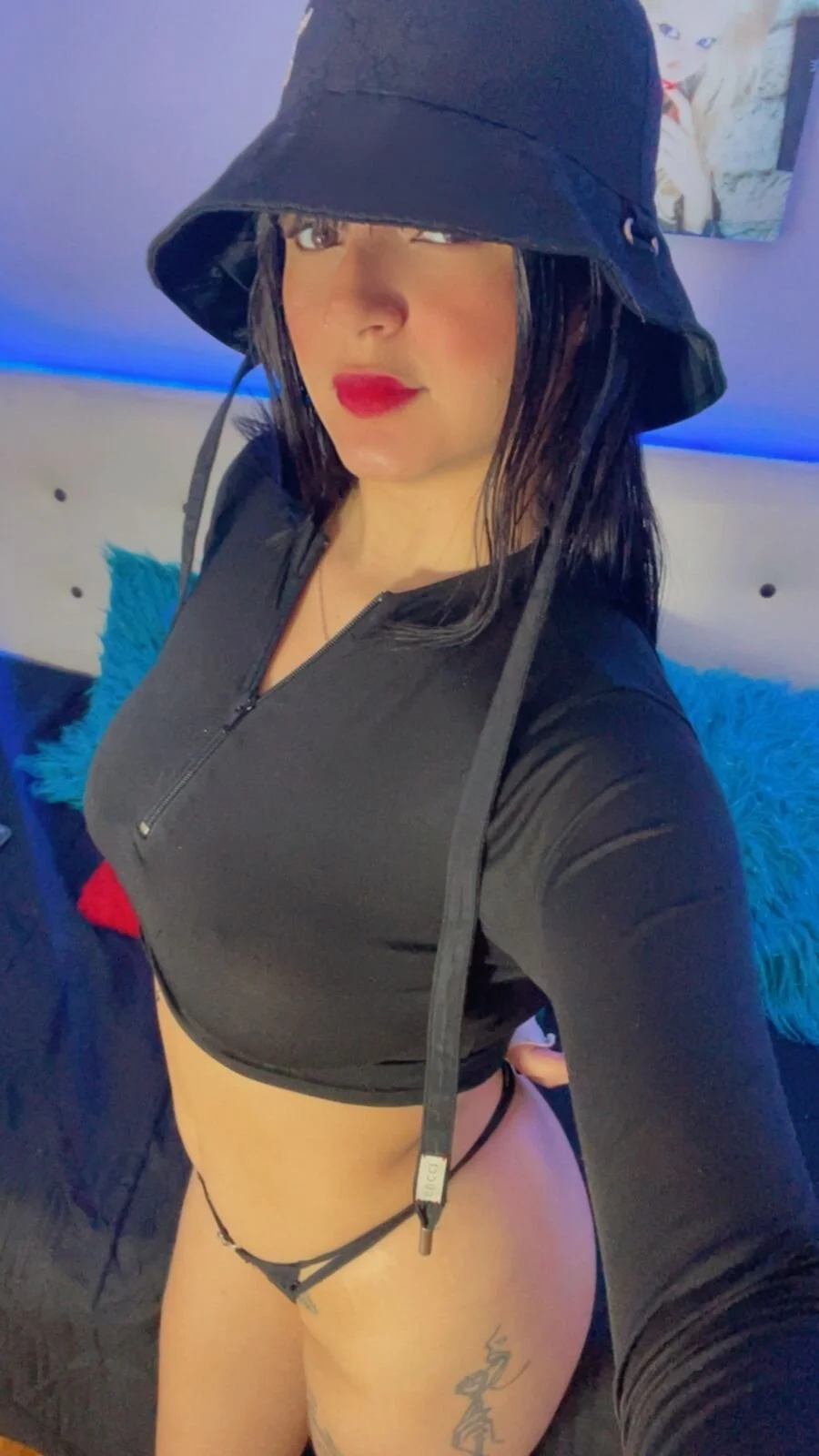 valka_01 熱門圖片 529