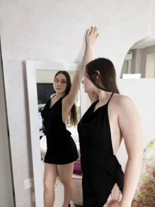 MollyBrams Lady in black 🖤 Immagine  5