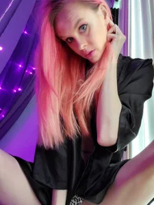 MissEmberSkye Public Pic 8