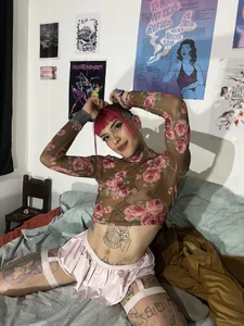charlotbelucci_ . Hình 5