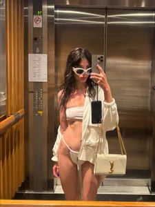 Public od stuirta  7 snímek