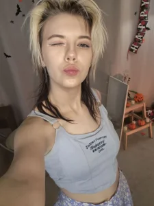 MadalynNosel Lovely Pic 3