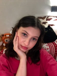 LouiseChavez pure & simple 🫧 Pic