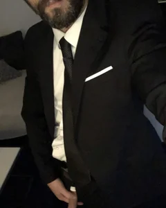 Suit_at_play Public Pic 4