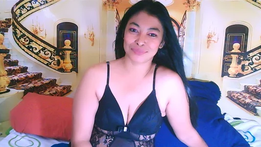 Sexy in black de IndianBarkath  Imagens