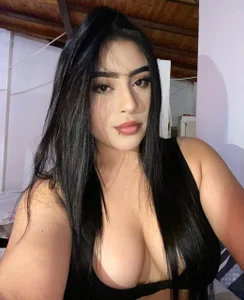 Luna__Velvett_ Public  5. fénykép
