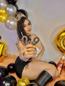 HAPPY BIRTHDAY 🎁💝 de Roxylicious__  8 Imagens