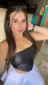 amber_colliiins A little bit of me for you Pic