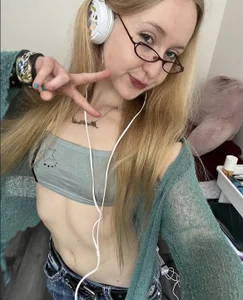 meeee☺️ de ekaterina_goddess  7 Imagens