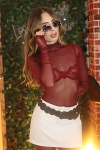Barbara__Rose_ Mirror Mirror ✨  3. fénykép