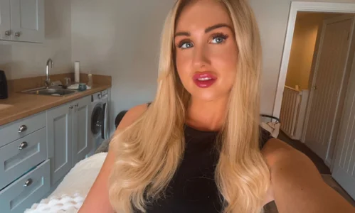 Public od KatieDiamondd  6 snímek