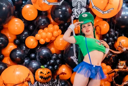 CaroFisher a nice halloween 🥵 Foto