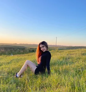 Alice_Weiss Public Gambar 2