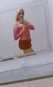 Me de Alisson-Miller  4 photos