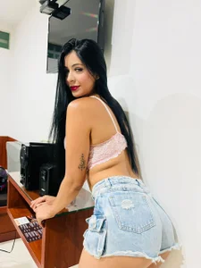 NicolleRivera_ pretty girl slika 3